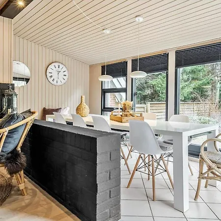 度假居 84109-8400-birkevej-1 *